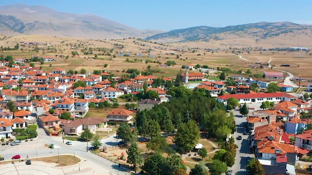 Επίκαιρη Ερώτηση Π. Κουκουλόπουλου: «Η Κυβέρνηση άφησε αβοήθητους τους κατοίκους της Γαλατινής απέναντι στην ακραία υπερσυγκέντρωση αιολικών και φωτοβολταϊκών πάρκων που αγγίζουν το 1 GW»