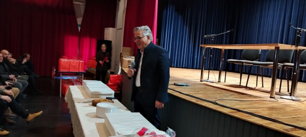 ΚΟΠΗ ΒΑΣΙΛΟΠΙΤΑΣ (5)